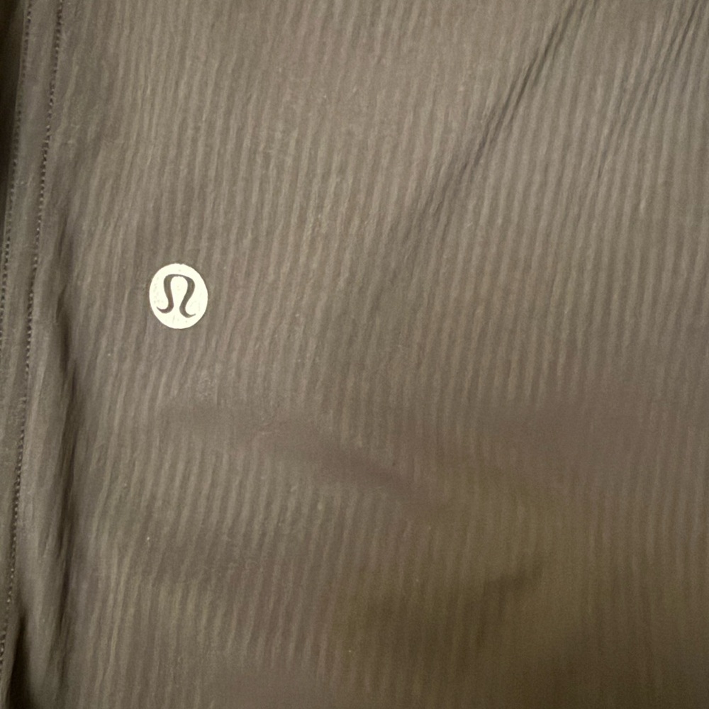 EUC Lululemon Dance Studio Mid-Rise Cropped Pant - Picture 8 of 9